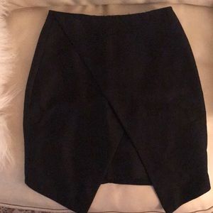 do+Be Black skirt, front slit .